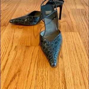 Beautiful designer shoes size 8.5